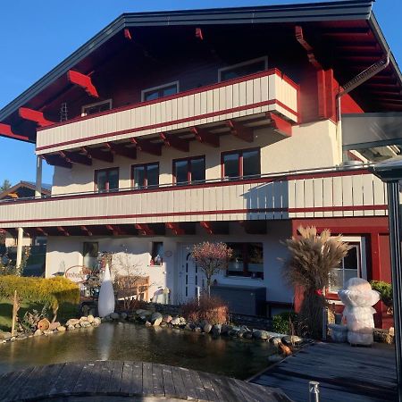 Appartement Holiday Maishofen Bagian luar foto