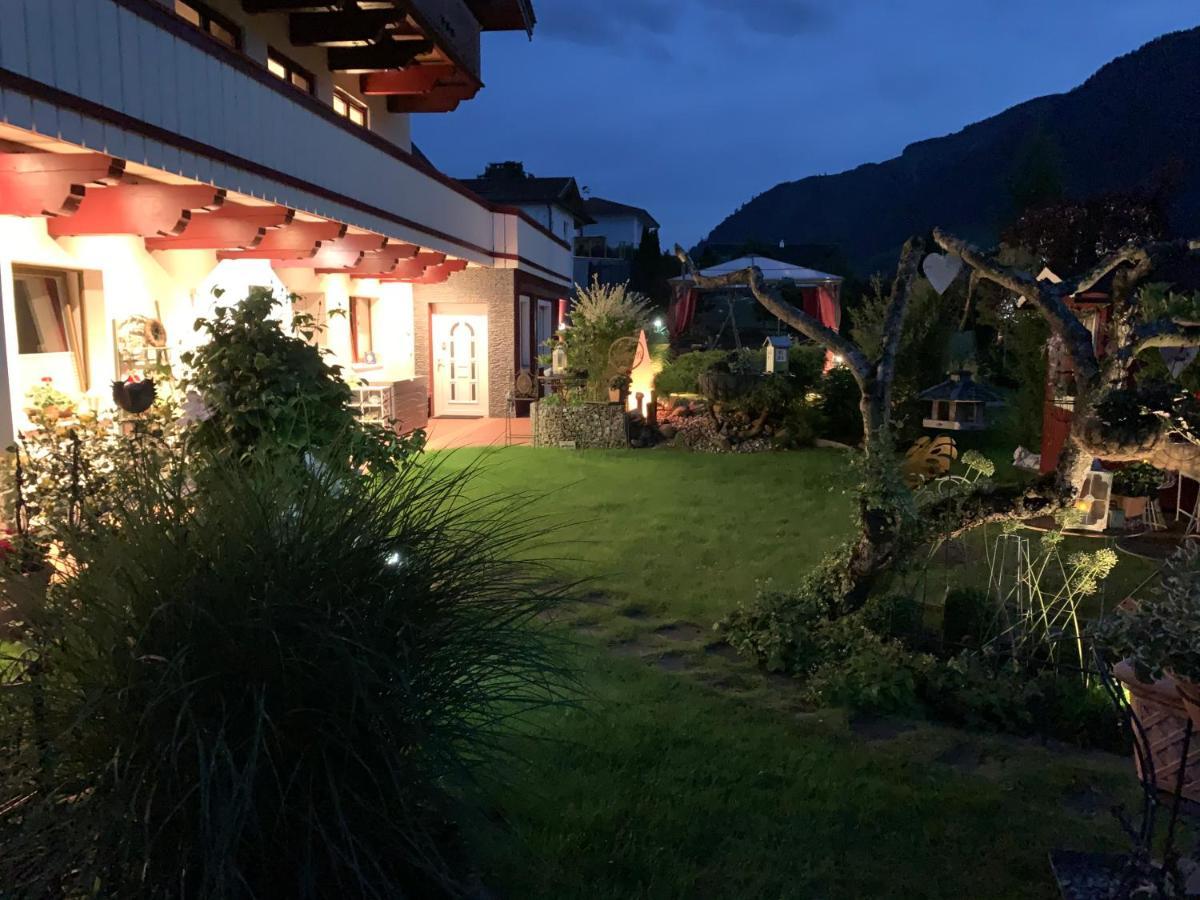 Appartement Holiday Maishofen Bagian luar foto