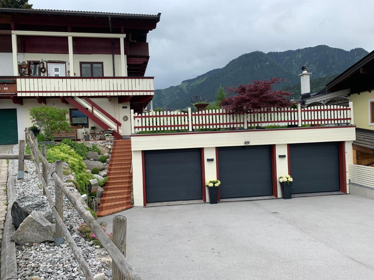 Appartement Holiday Maishofen Bagian luar foto